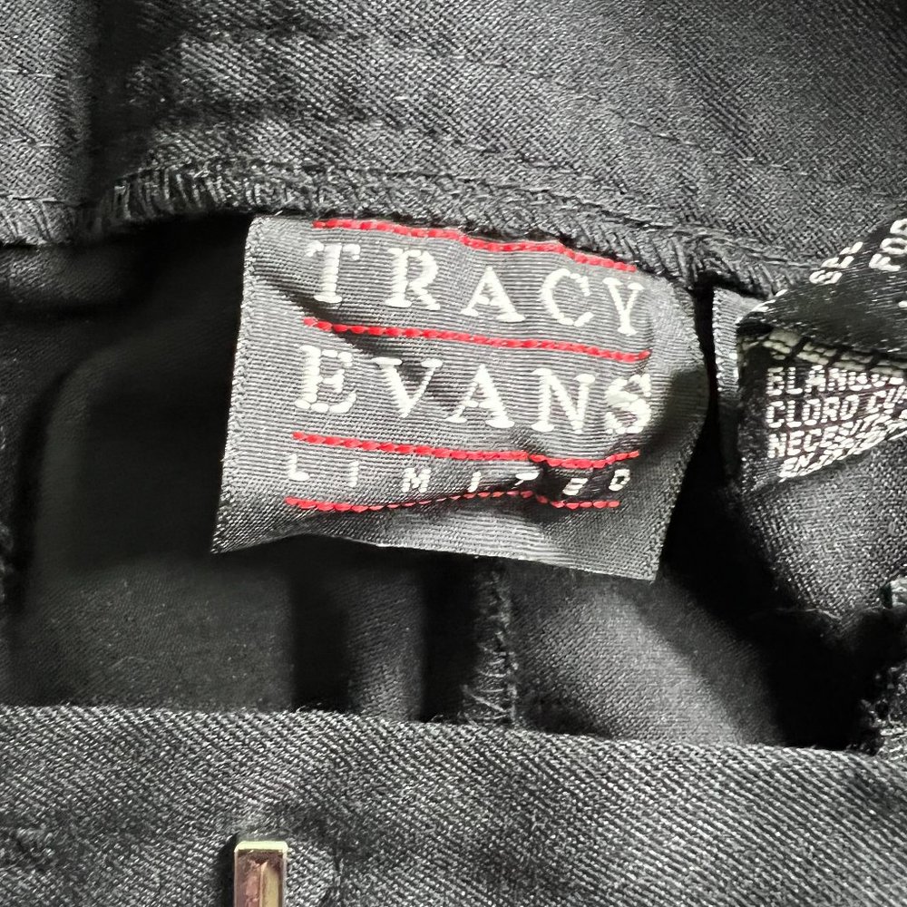 📌Tracy Evans Timeless Black Dress Shorts - Picture 10 of 13